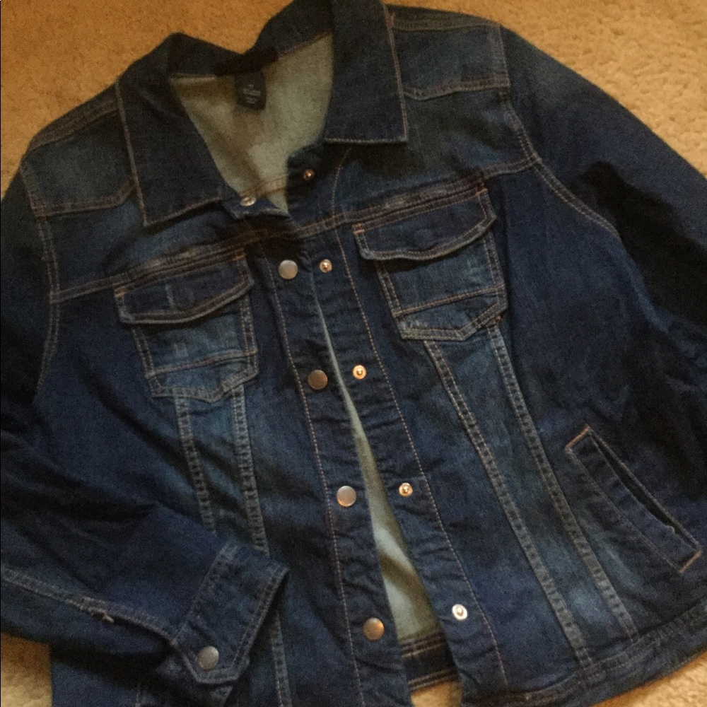 Lane Bryant denim jean jacket size 22 flattering!